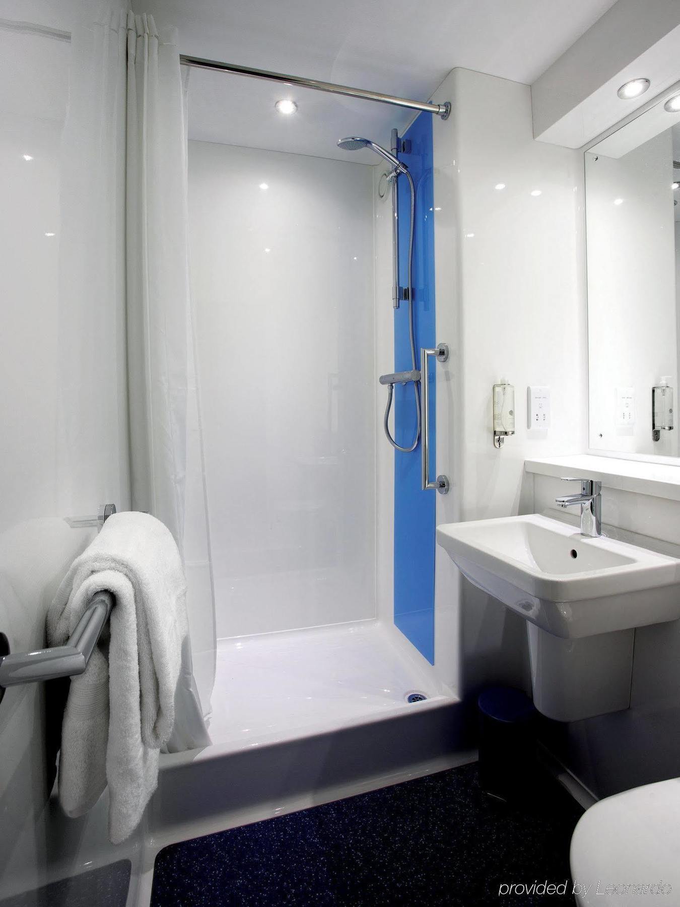 Travelodge Nottingham Central Buitenkant foto